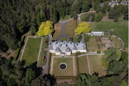A bird's eye view of the substantial property.