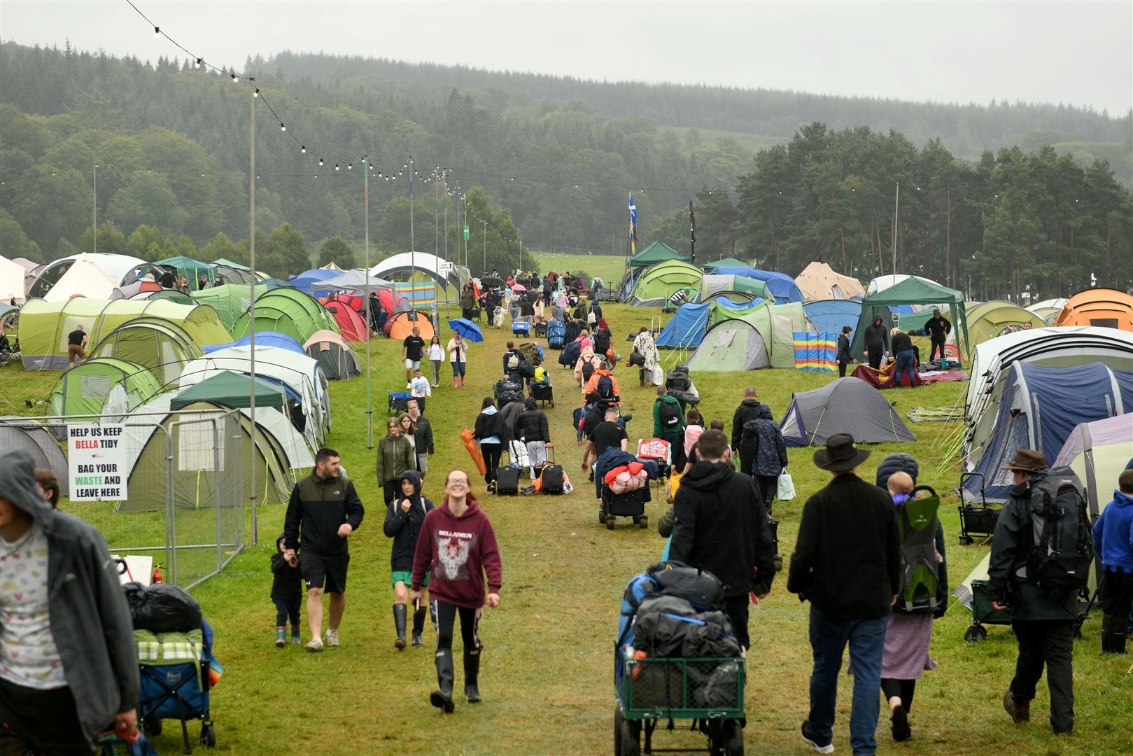 Setting up tents. Picture: James Mackenzie.