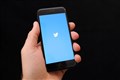 New Twitter prompt to offer support to online scam victims
