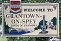 Help roll out the welcome signs in Grantown