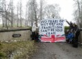 Local Rangers fans make their point at Craig Whyte's castle