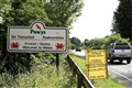 Boris Johnson reluctant to recognise Welsh border, First Minister says