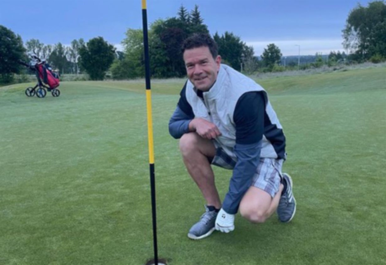 Badenoch and Strathspey’s favourite delivery driver will swing his driver for charity