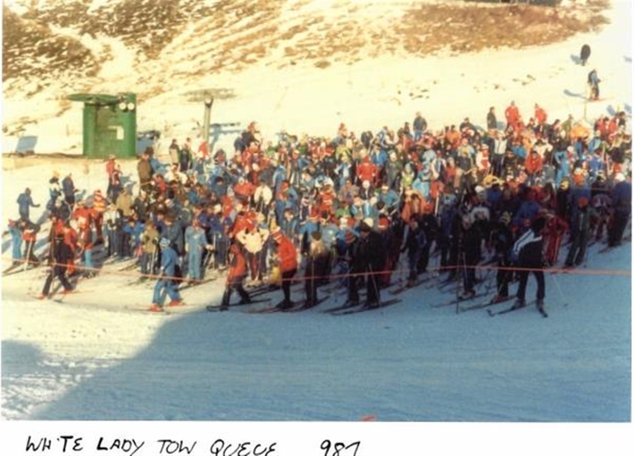 An orderly wait for the White Lady T-bar