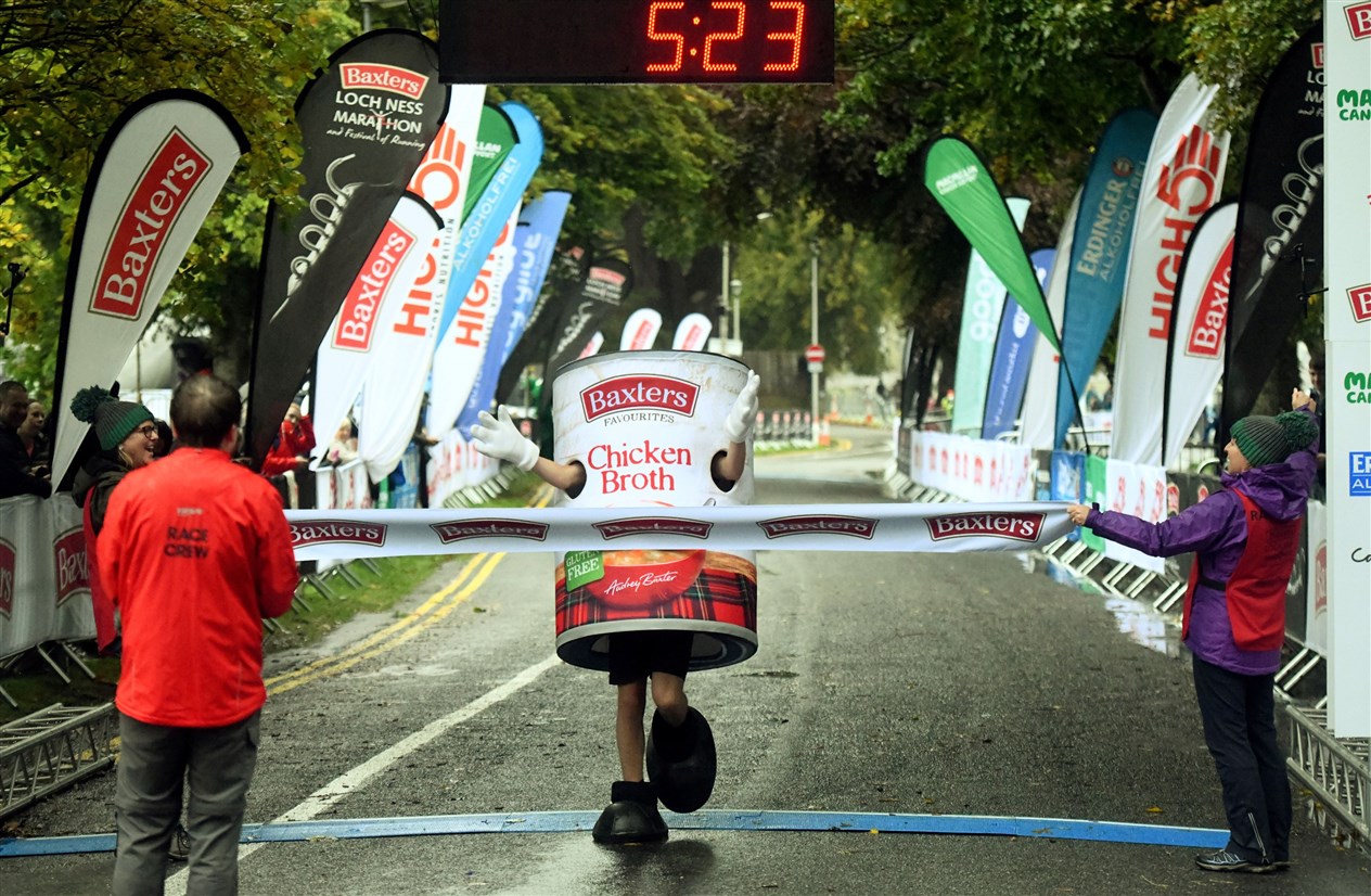Baxters Chicken Broth setting a new record. Picture: James Mackenzie.