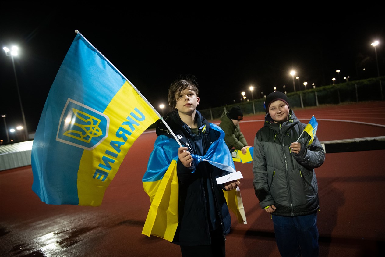 Boy with flag. Picture: Callum Mackay..