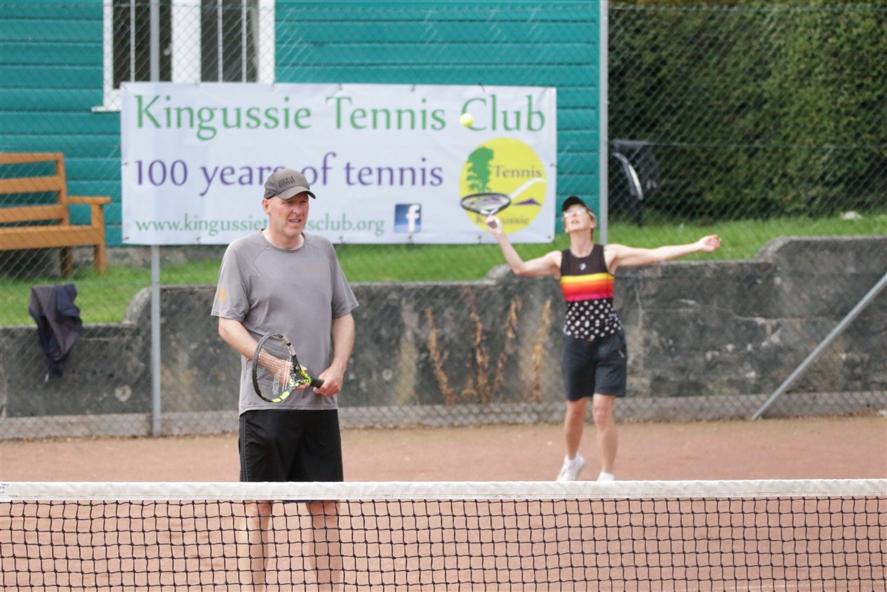 Chris Donald and Eileen Stuart on court.