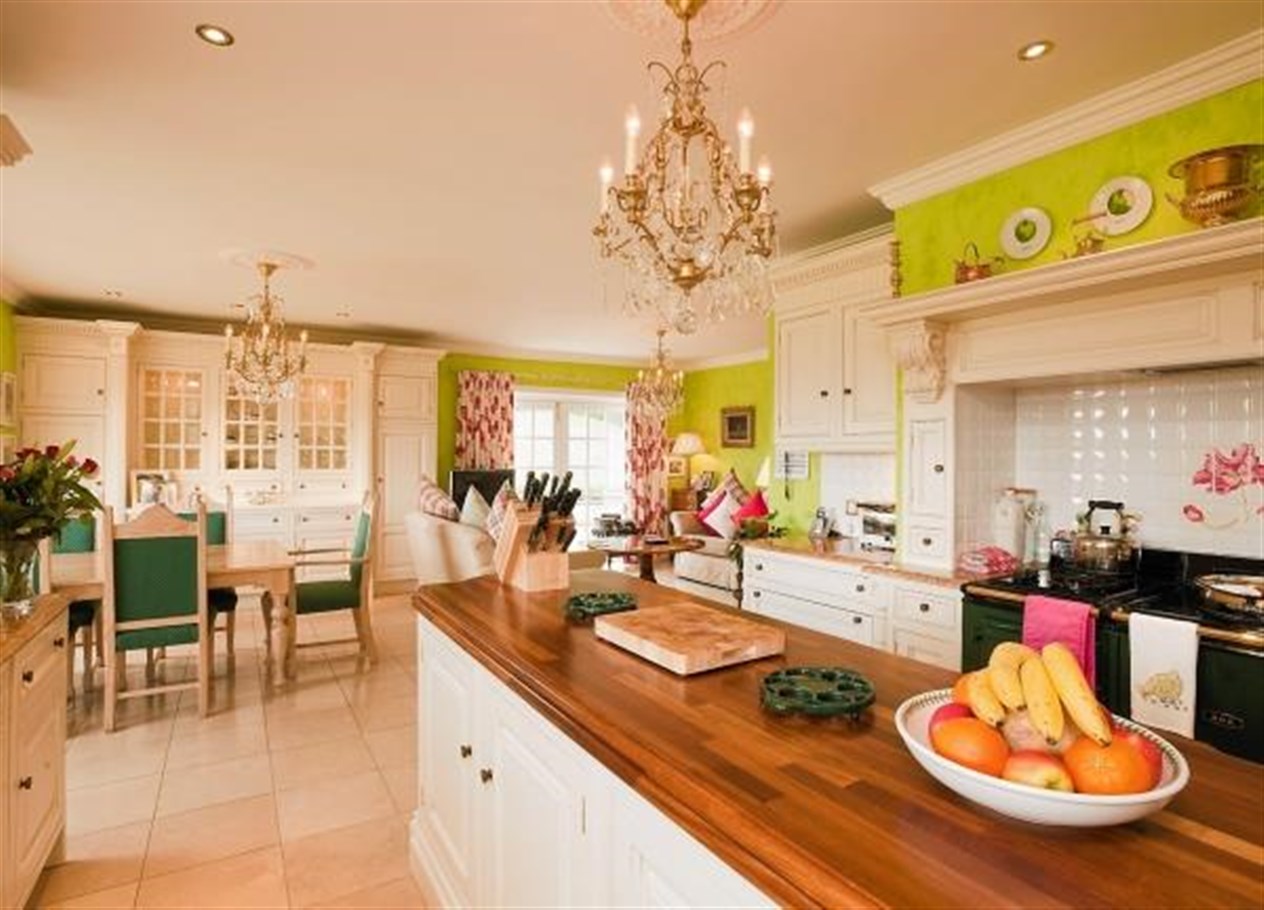 The kitchen at Garvault Lodge