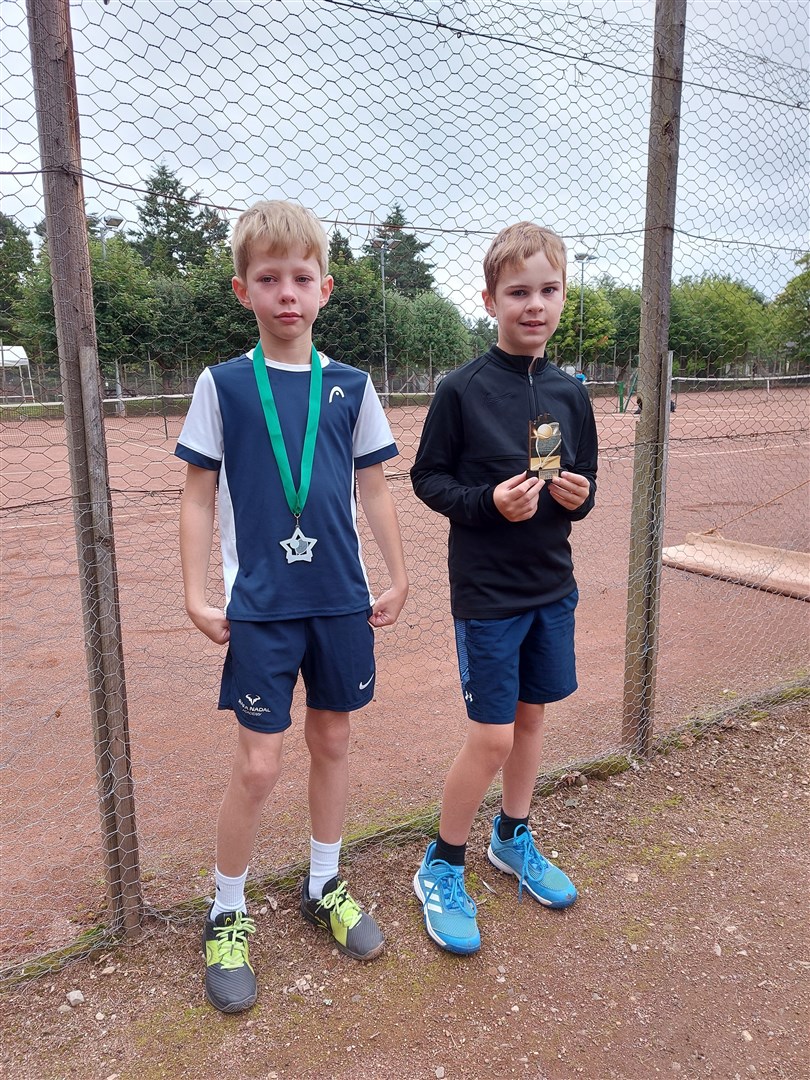Ten and under singles winner Cameron Cobban (Bellfield Park) (right) and runner-up Oscar Cook (Giffnock).