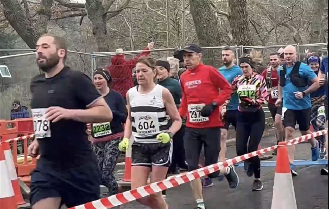 Almost 3000 people took part in the race.