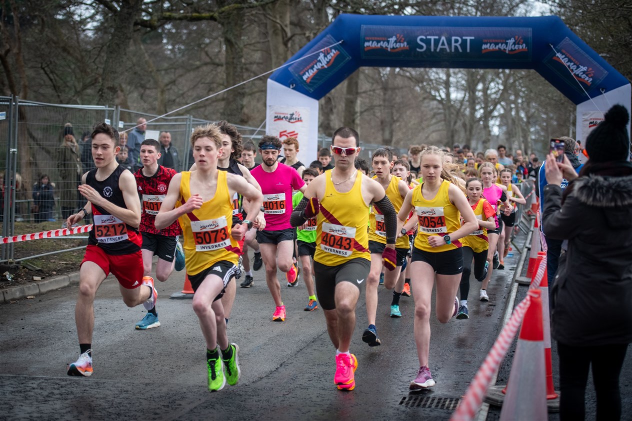 Start of the 5K. Picture: Callum Mackay..