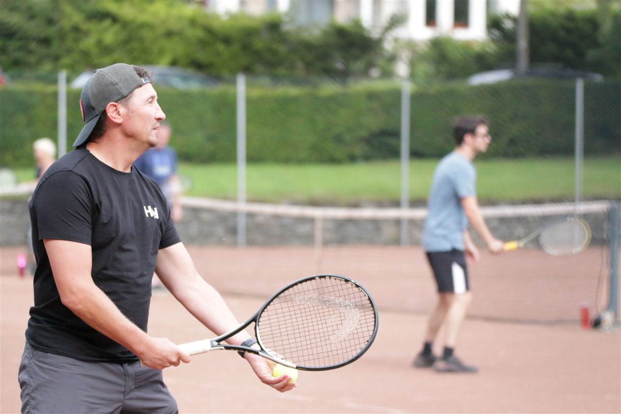 Glen Tonkin gets ready to serve at the tournament.