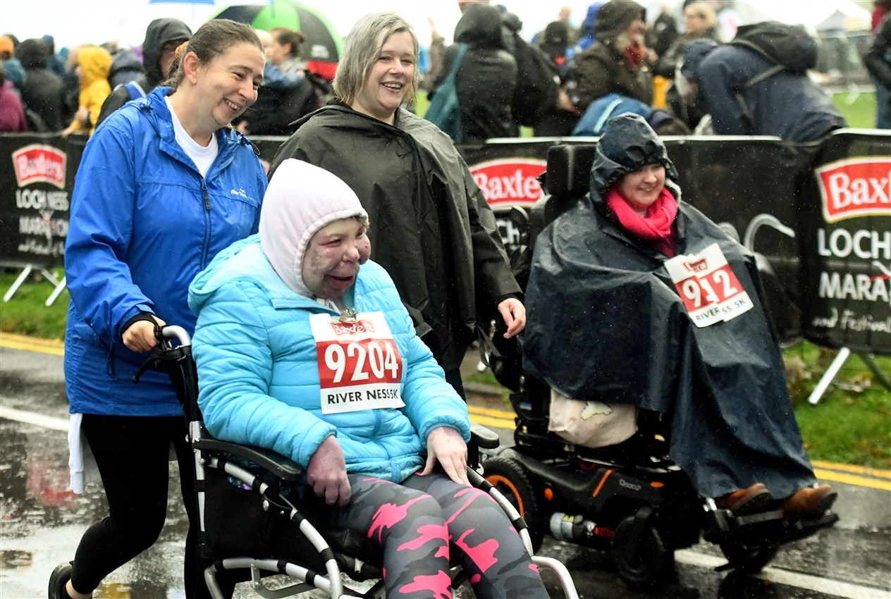 The start of the 5k. Picture: James Mackenzie.