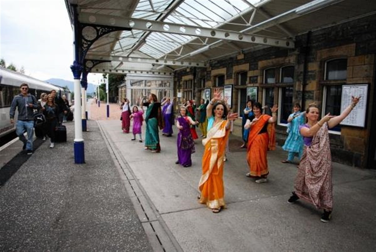 Passengers are treated to a spectacle
