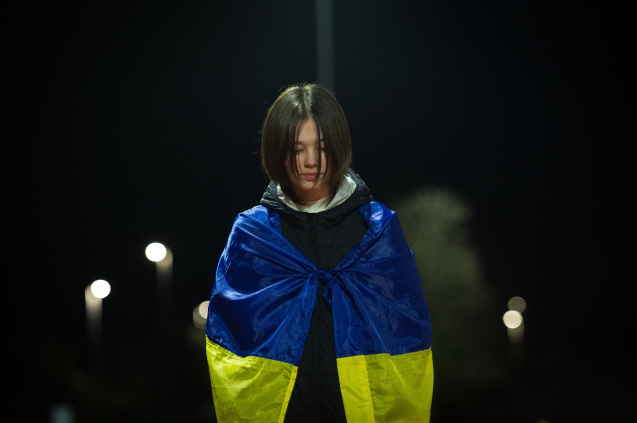 Nastia (Anastasiia) Maistrenko with Ukraine flag. Picture: Callum Mackay..