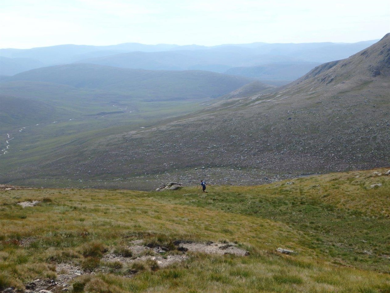 Fast descending back into the main corrie