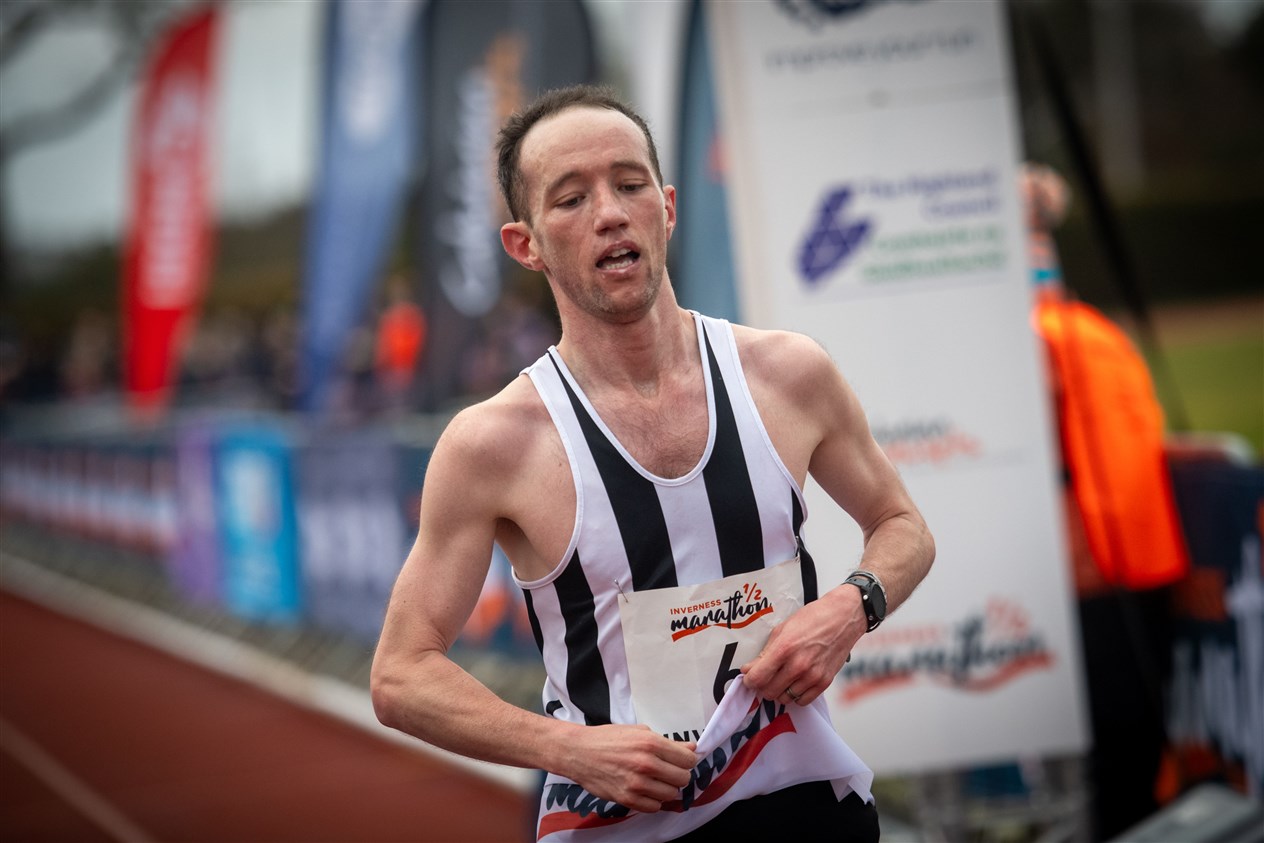 Half marathon winner John Bell. Picture: Callum Mackay..
