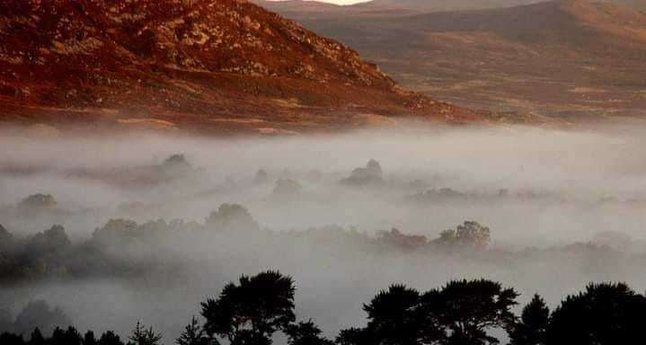 Rising mists in the heat can cause problems high up in the hills (David Macleod)