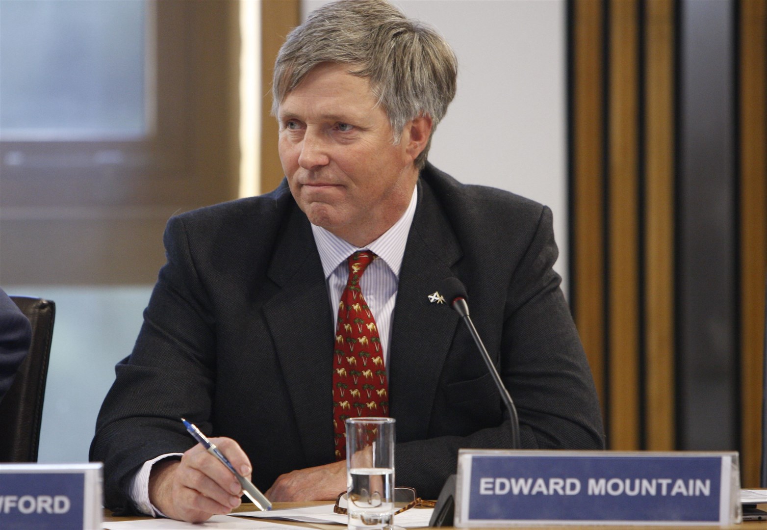 Edward Mountain MSP (Scottish Conservatives) raised concerns at First Minister's Questions