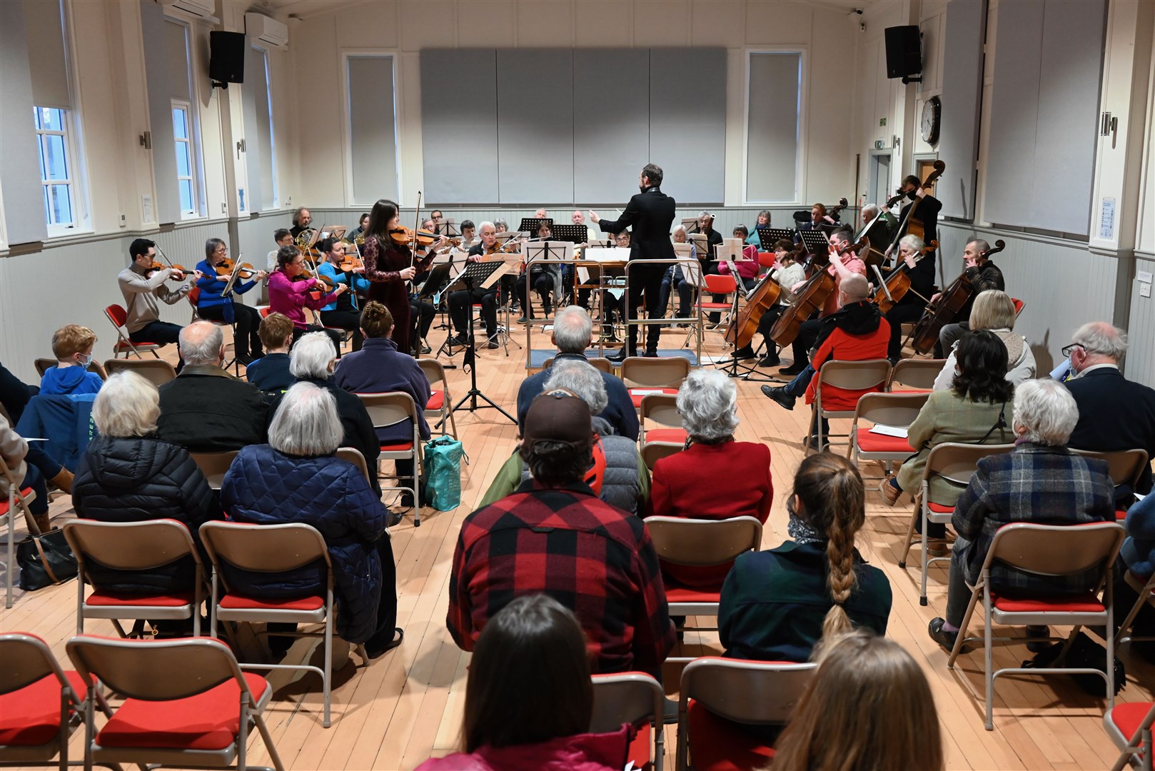 Abirneithi Sinfonia delight their audience