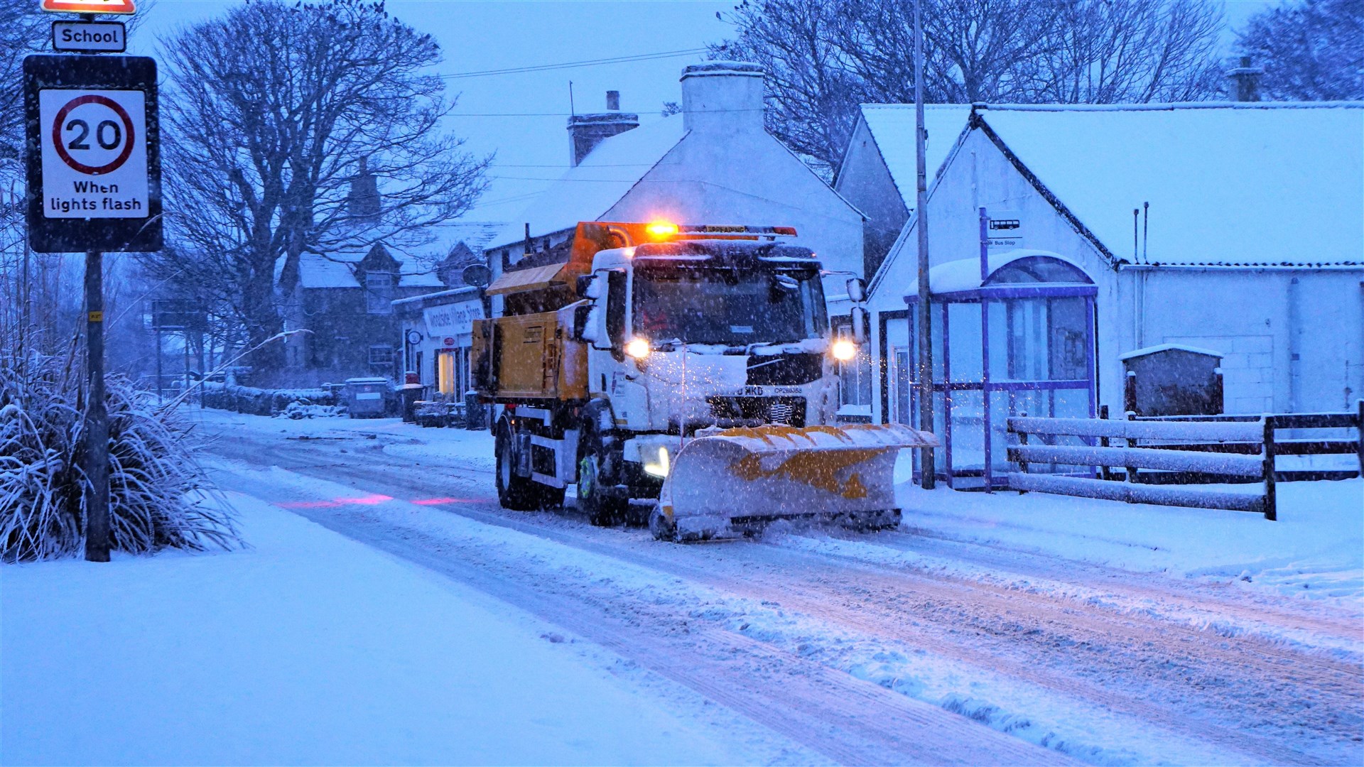 Snow plough in Watten.