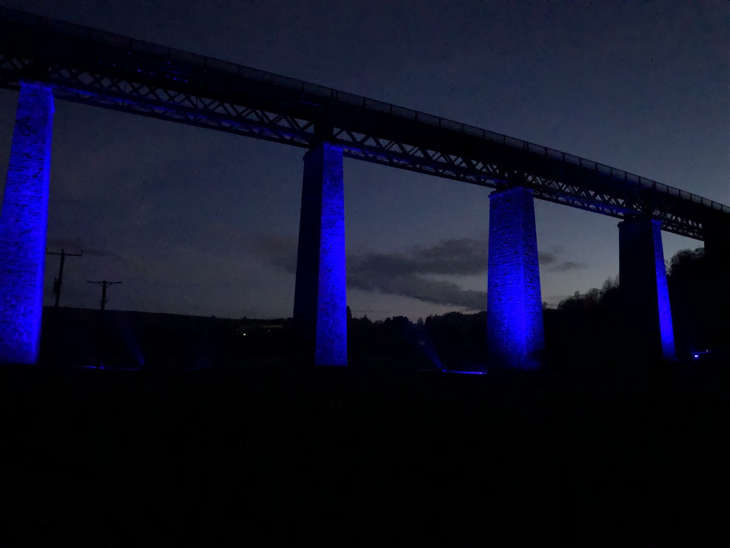 A blue night at Tomatin for the NHS