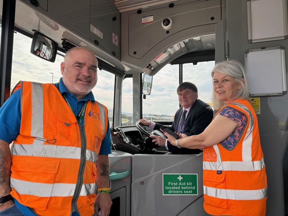 Bus users will be able to purchase tickets online.