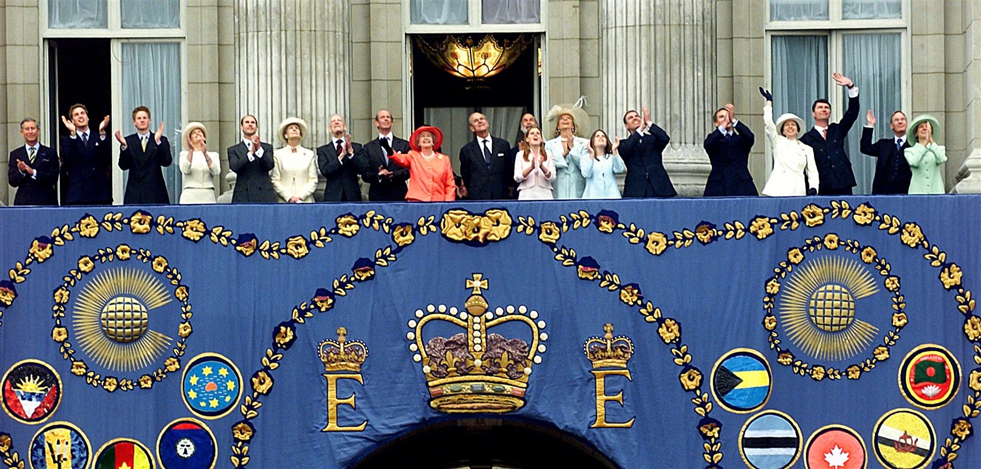 The royal family packed onto the Palace balcony for the celebrations in 2002 (Matthew Fearn/PA)
