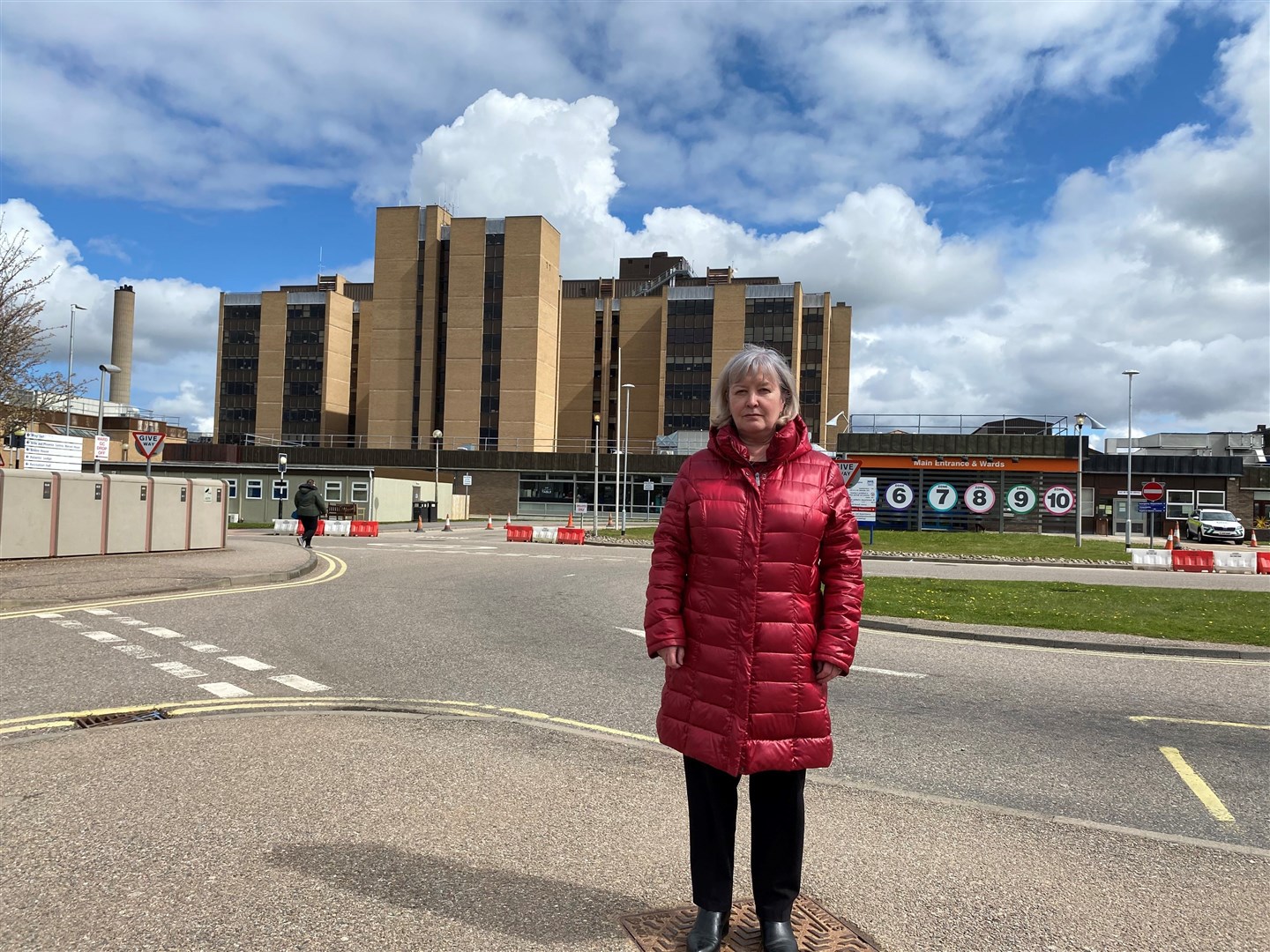 Highland MSP Rhoda Grant questions health secretary Neil Gray about the cost of delayed discharge in the Highlands.