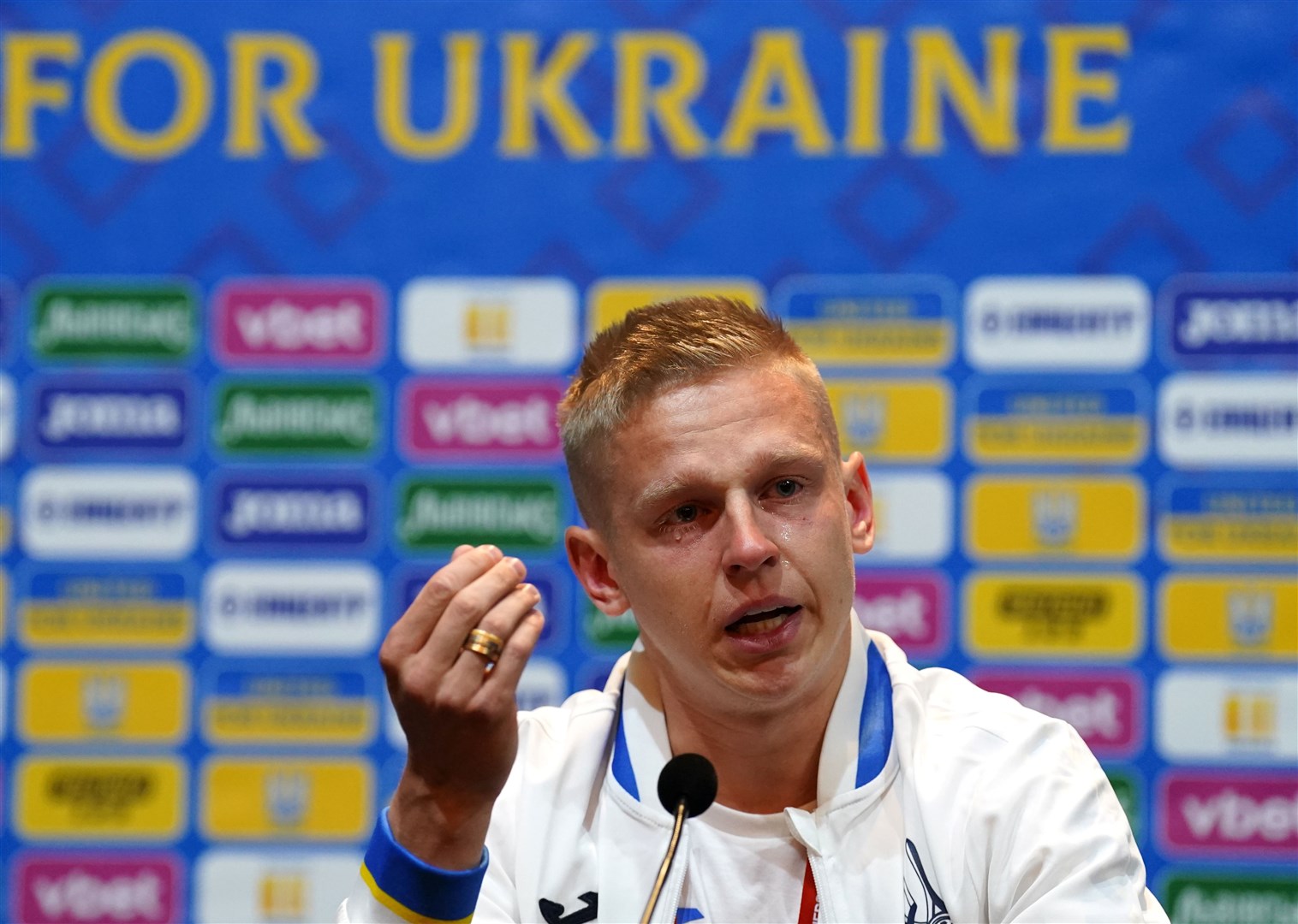 Oleksandr Zinchenko has set up a charity to help those affected by the war in Ukraine (Andrew Milligan/PA)