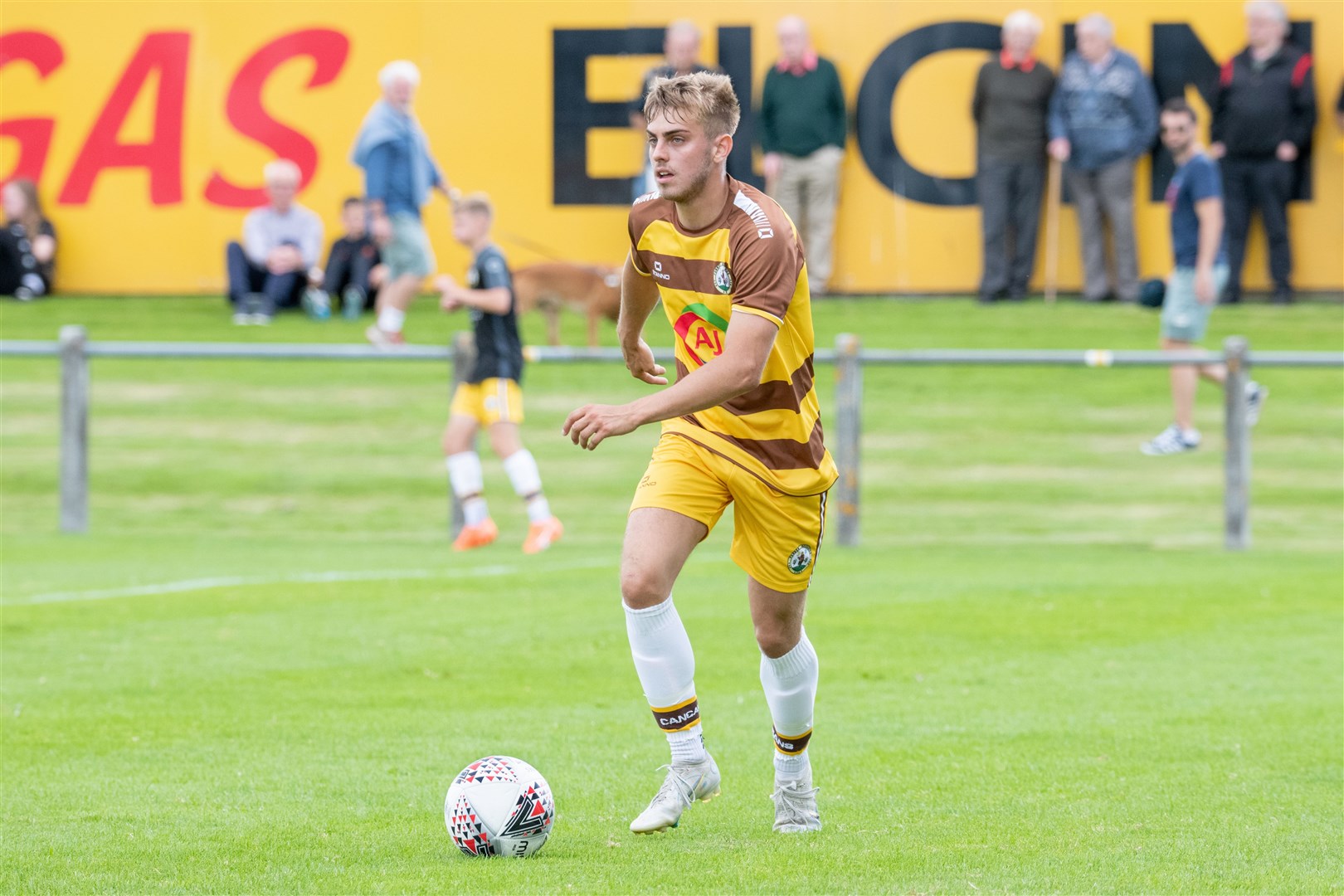 Forres Mechanics' full back Mark McLauchlan. ..Picture: Daniel Forsyth..