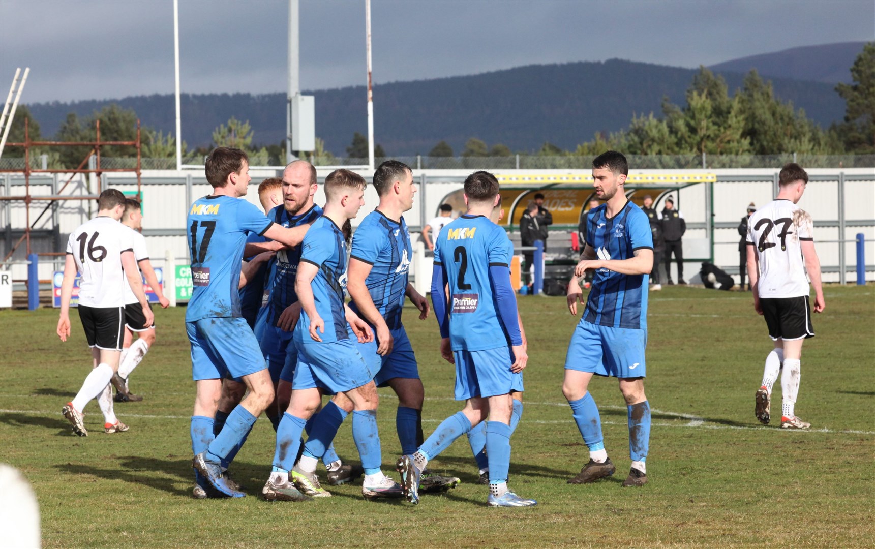 Jags goalscorer Daniel Whitehorn (no 17) is congratulated by Alan Kerr, Jack Davison, James McShane, Owen Paterson and Ewan Neil.