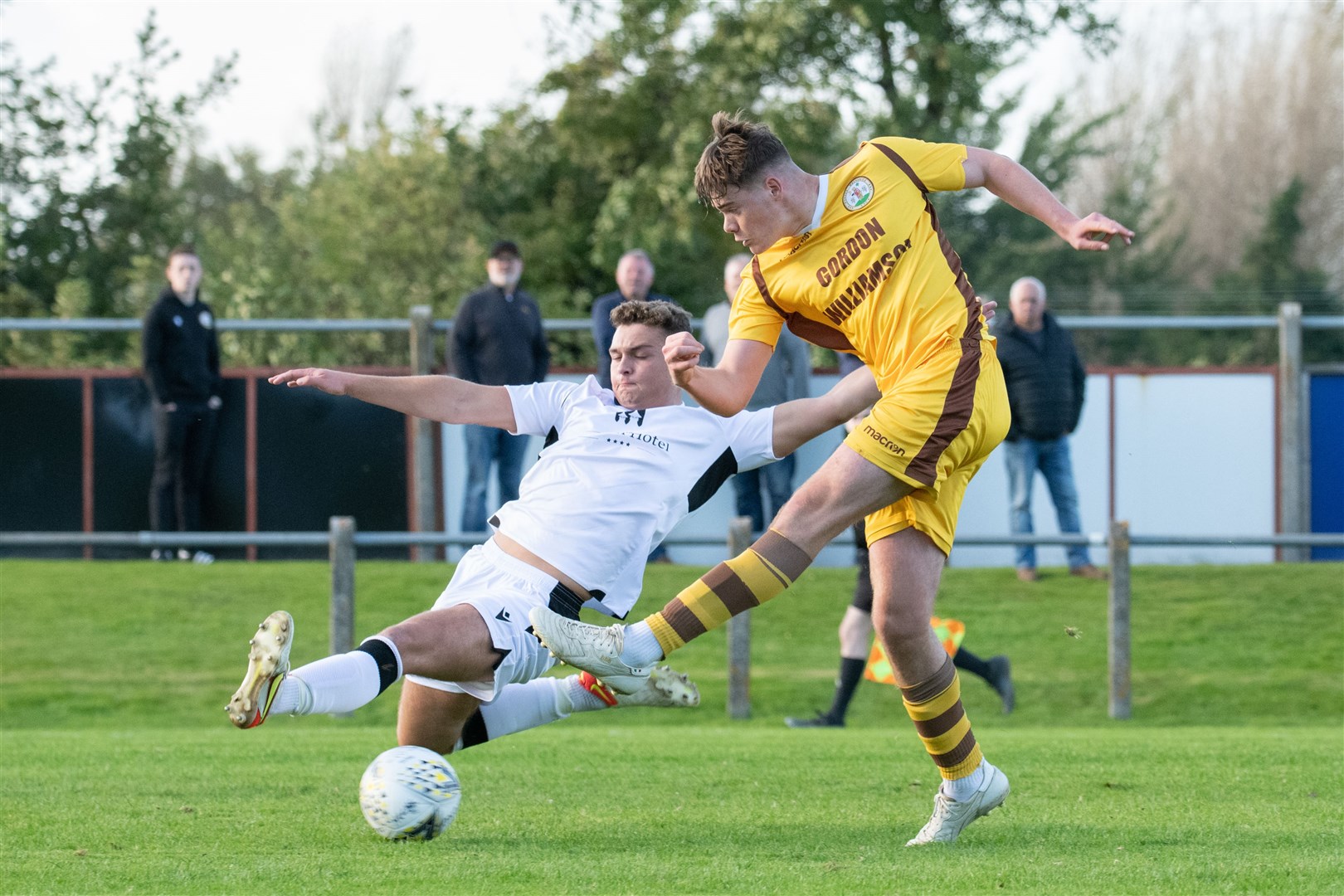 Ben Barron rescued a point for Forres Mechanics against champions Fraserburgh. Picture: Daniel Forsyth..