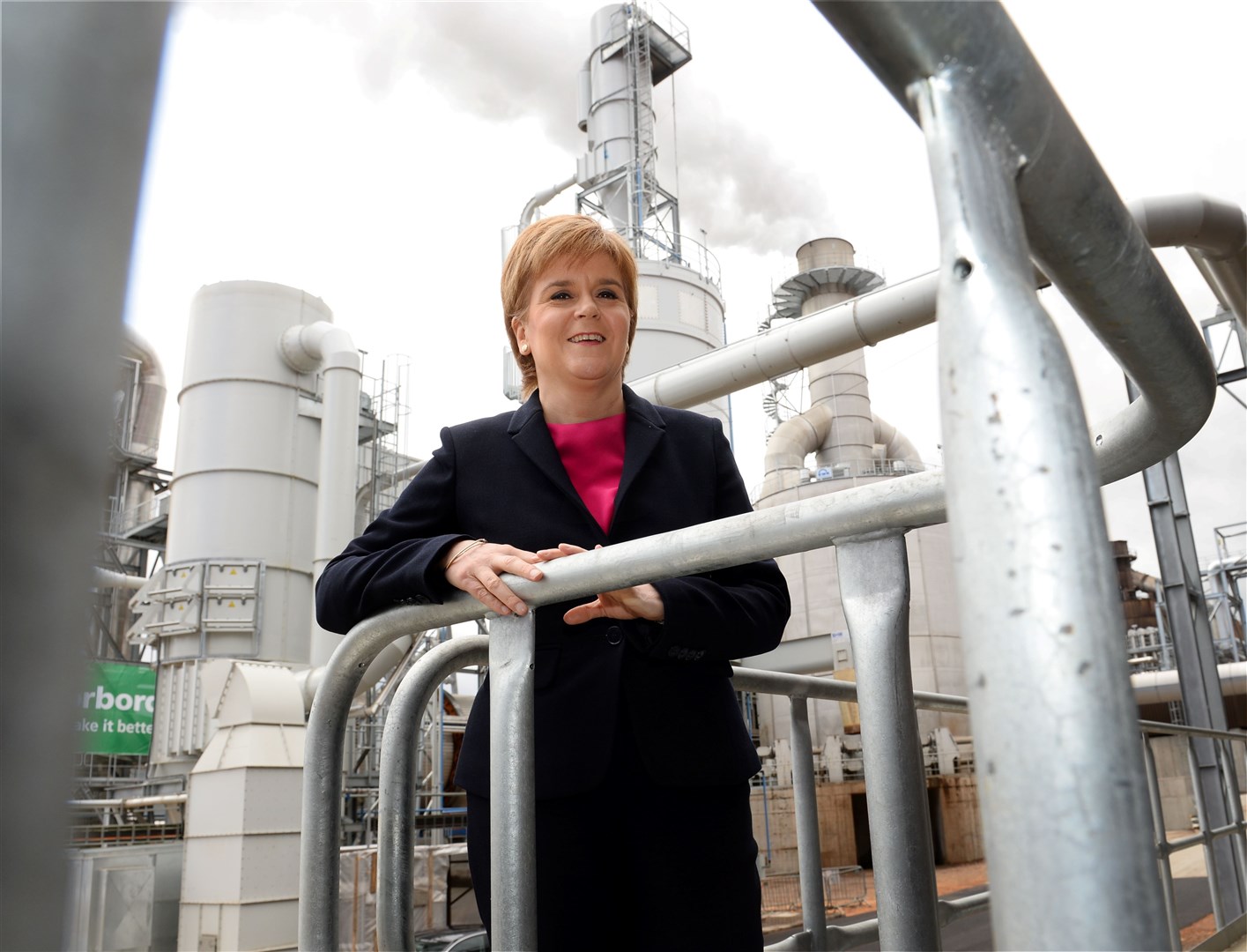 First Minister Nicola Sturgeon opens Expansion at Norbord...Picture: Gary Anthony. Image No.040882.