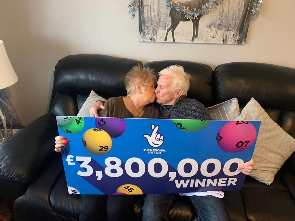 Diane and Michael Bate celebrate their £3.8m Lotto jackpot (National Lottery/PA)