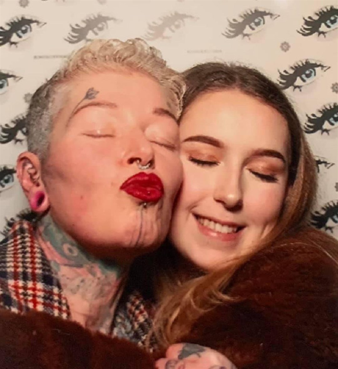Sian Godward, pictured with her mother Katriona (Katriona Godward)
