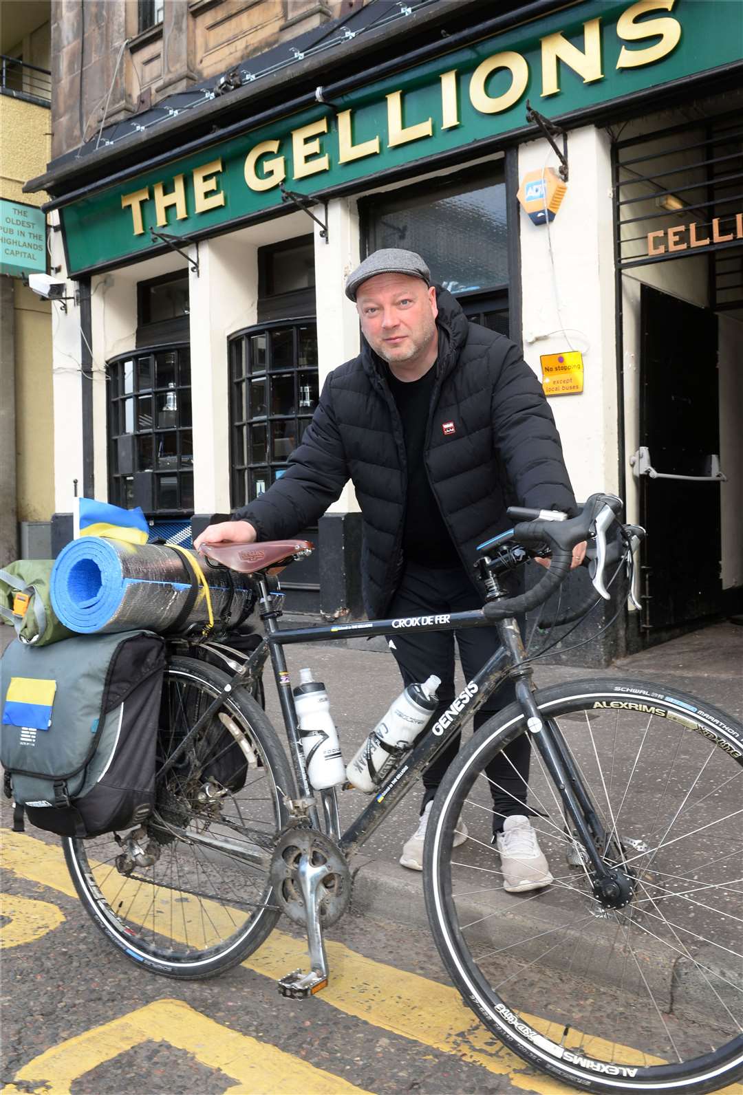 Alasdair Fraser before setting up his fundraising bike trip from Gdansk to Gellions for Urkraine.  Photo: Gary Anthony