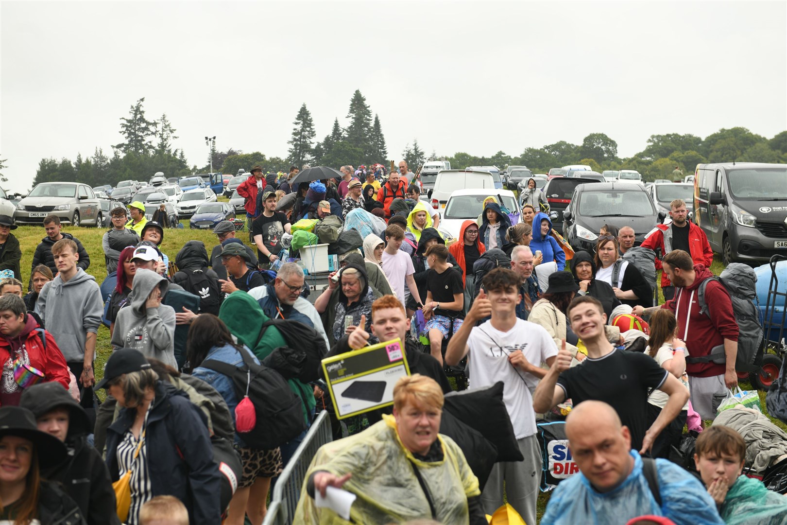 People arriving. Picture: James Mackenzie.