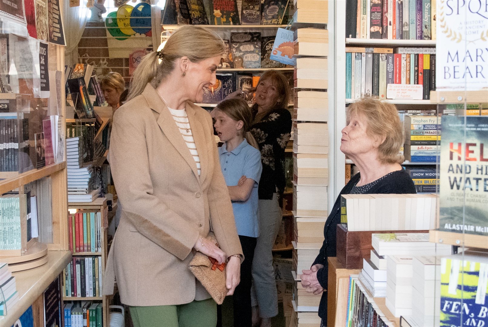 Marjory Marshall talks to the Duchess of Edinburgh as she leaves the bookshop. Picture: Daniel Forsyth.
