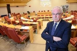 Departing council chief Alistair Dodds