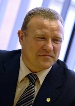 Drew Hendry is the Highland Council SNP group's new leader.