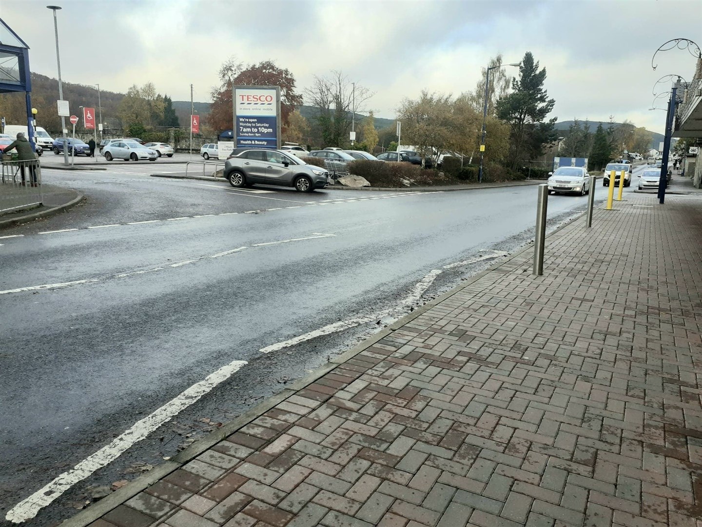 The speed limit on Aviemore's Grampian Road is to be cut by Highland Council to 20mph