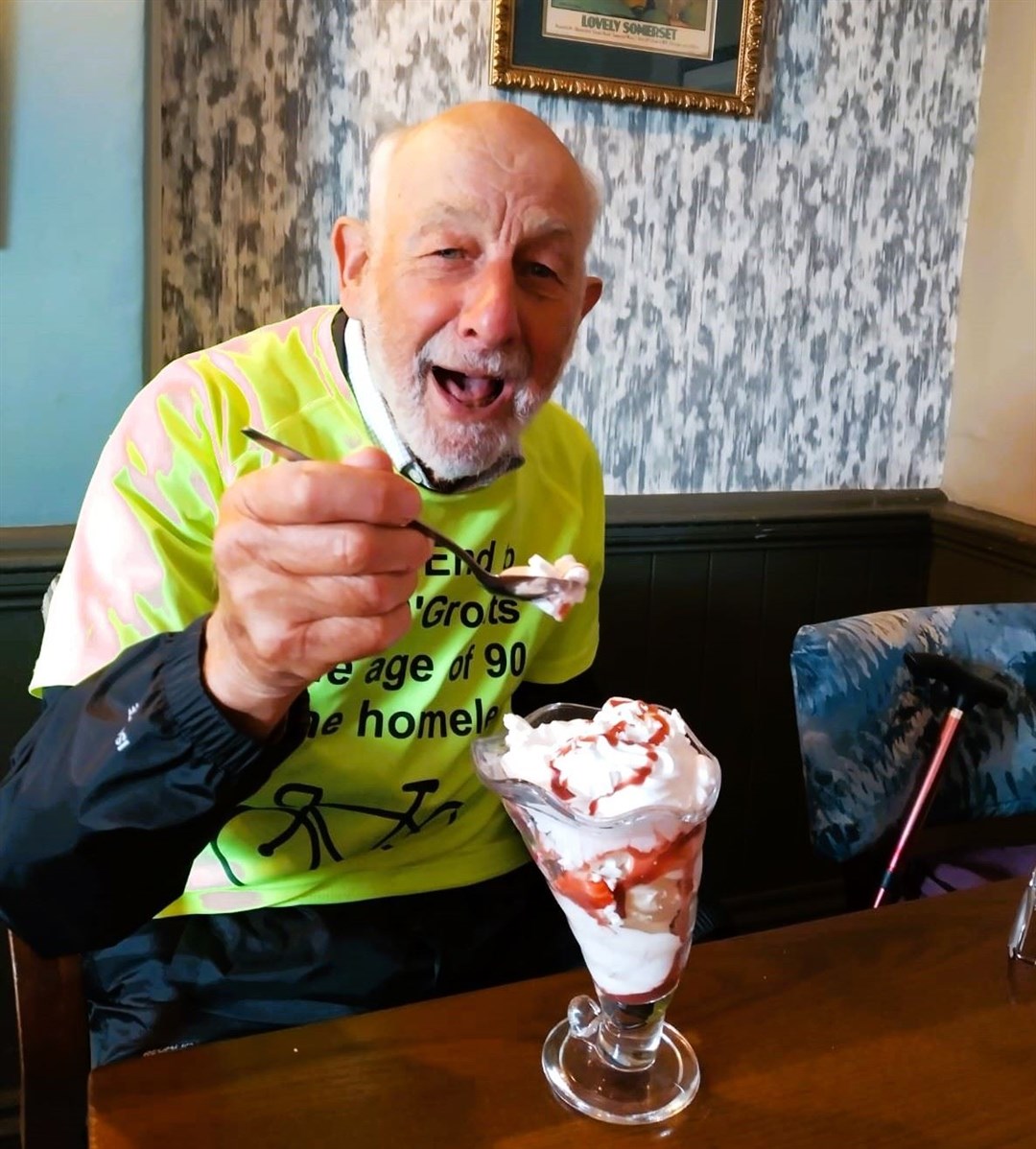 Peter enjoys an ice cream on the way.