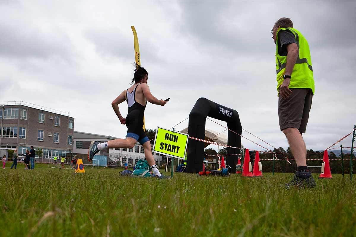 Arran Goddard at the start of the running leg. All pictures: Ben Thorburn.