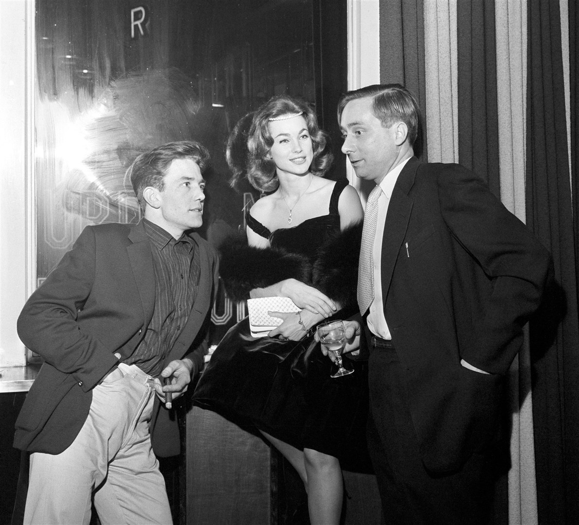 Shirley Anne Field with actor Albert Finney (left) and author Alan Sillitoe (PA)