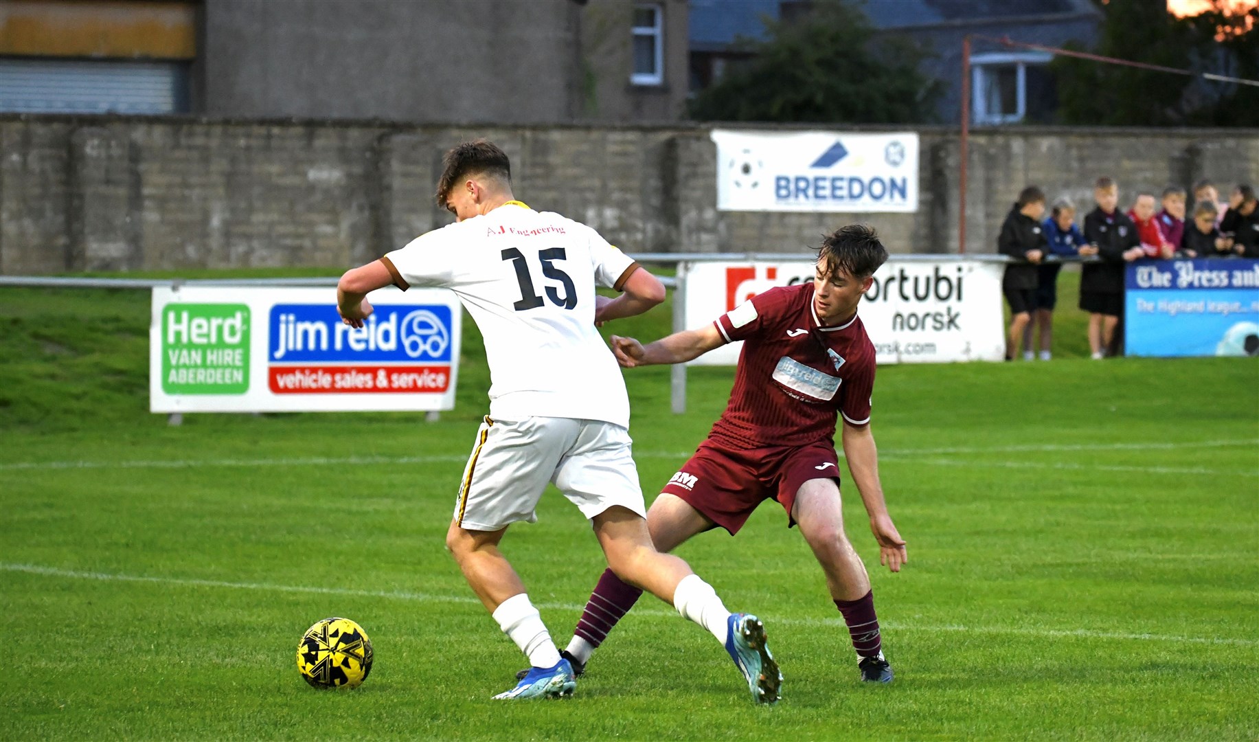 Forres Mechanics' Aidan Cruickshank takes on Keith's Callum Robertson. Picture: Beth Taylor