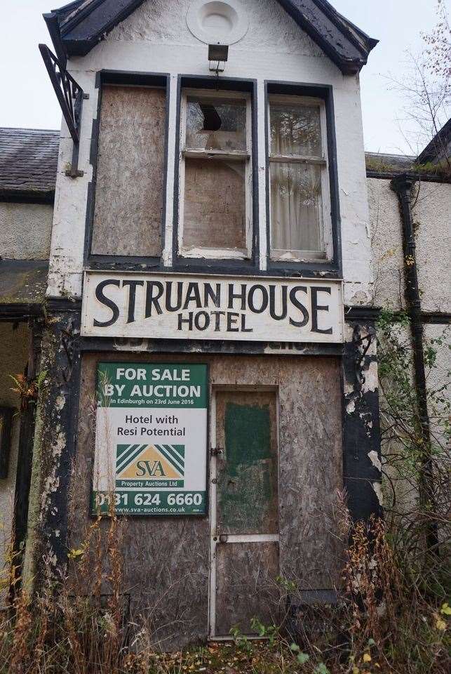 The Struan House Hotel was once a popular hostelry but has become an eyesore and a potential danger since being vacated.