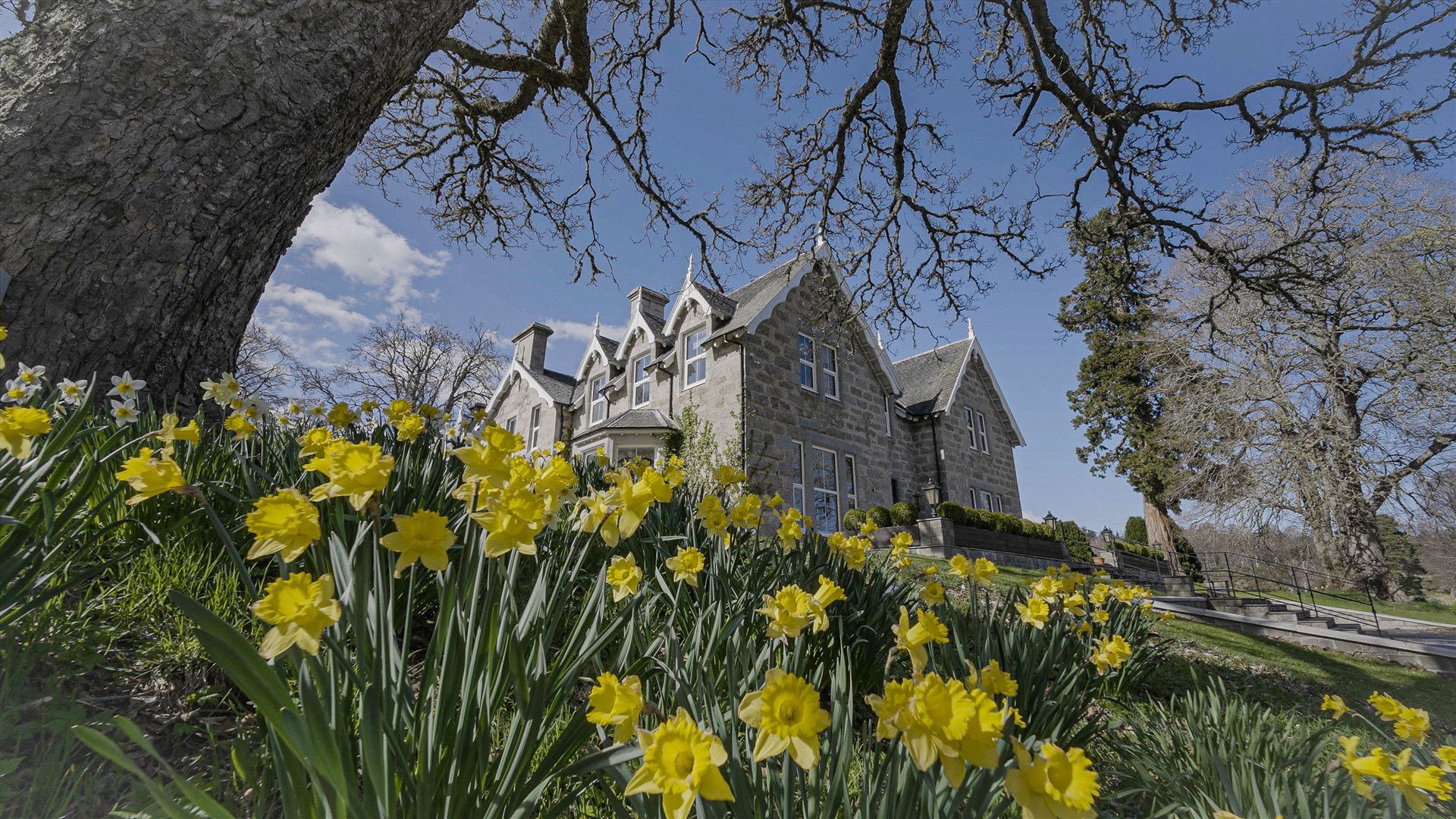 Spring is here for the refurbished Muckrach Country House