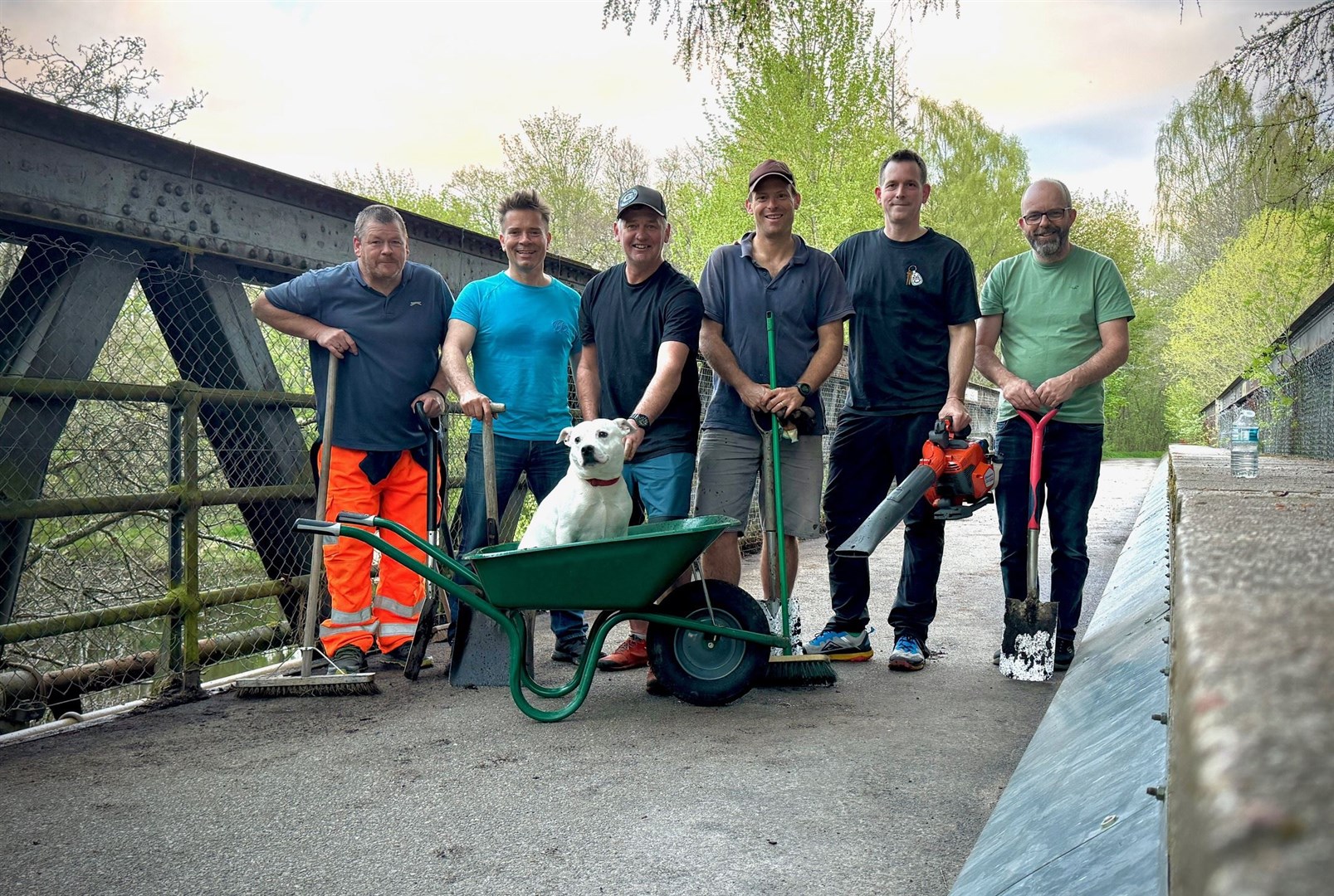 Shiver me timbers, it’s Jocky Troup, Duncan Swarbrick, Mike Gale and dog Charlie, Alexander Kelt, Scott Burns-Smith and Marc Bruce.