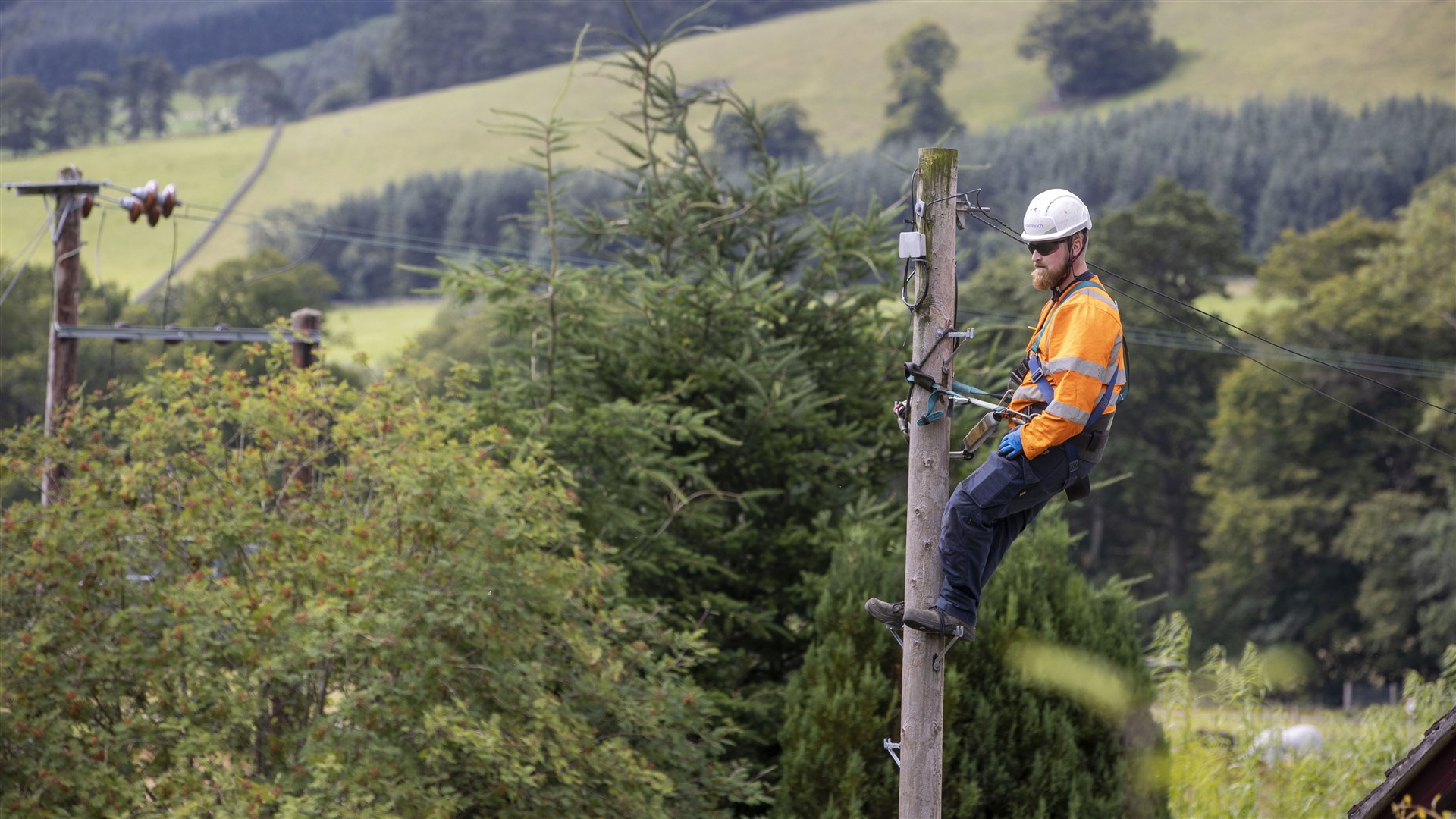 Openreach wants to bring ultrafast broadband to Carrbridge but needs support from the local community.